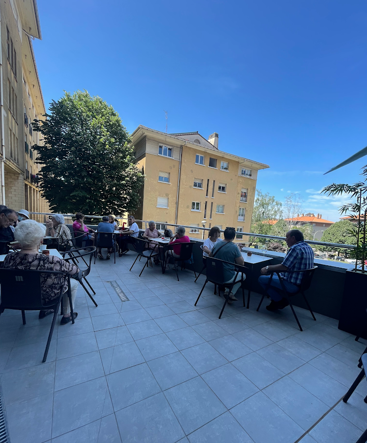 Bar jubilados Intxaurralde