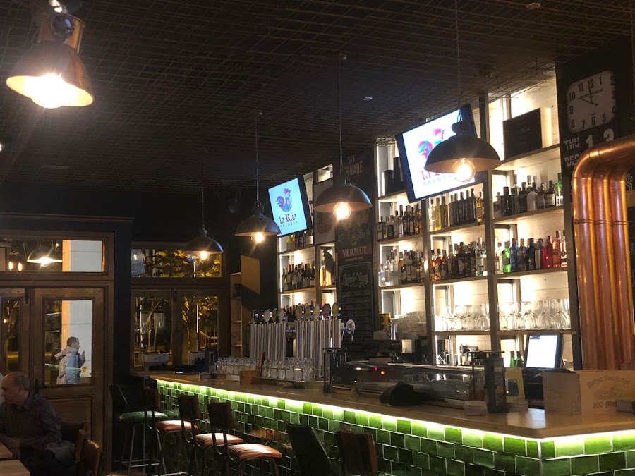 Bierhaus Odeón Bar San Adrián