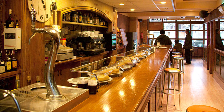 Eunea Jatetxe Taberna / Restaurante Bar