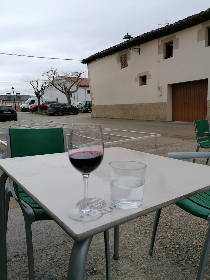 Los Nogales Bar Restaurante