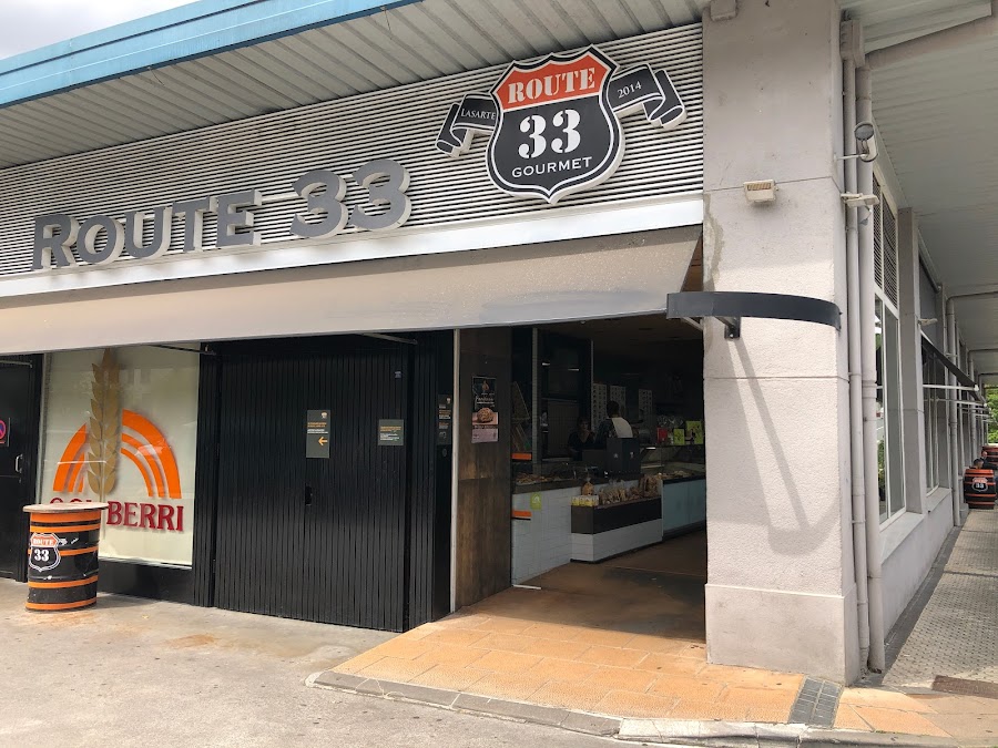 Route 33 Cafetería Panadería Restaurante