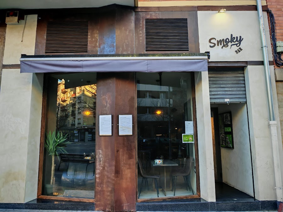 Smoky Bar