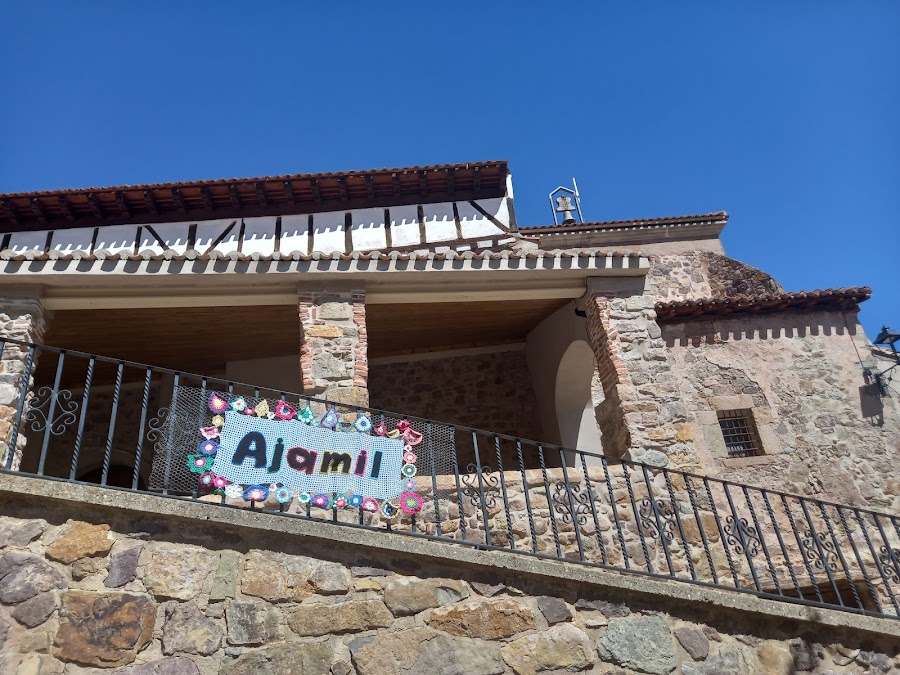 Ayuntamiento De Ajamil De Cameros