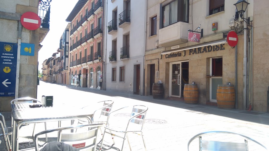 Bar Paradise