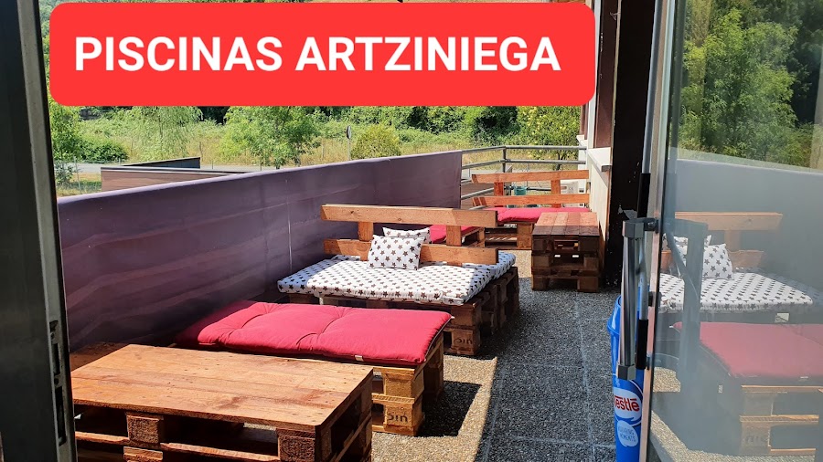 Bar piscinas artziniega