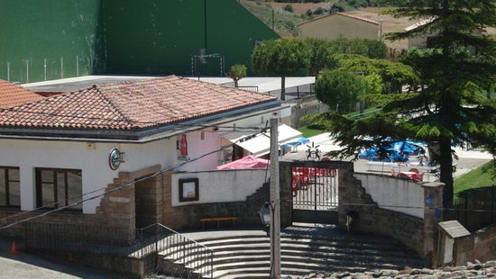 Bar-Restaurante Piscinas de Luquin