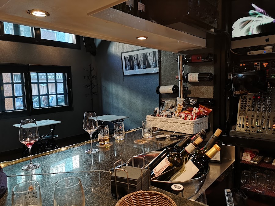 Bar Txuri Beltz