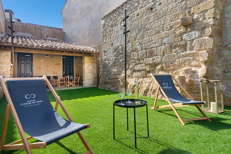 Casa rural Boutique Palacio Condes de Cirac