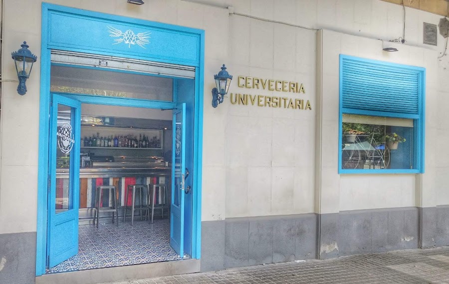 Cervecería universitaria