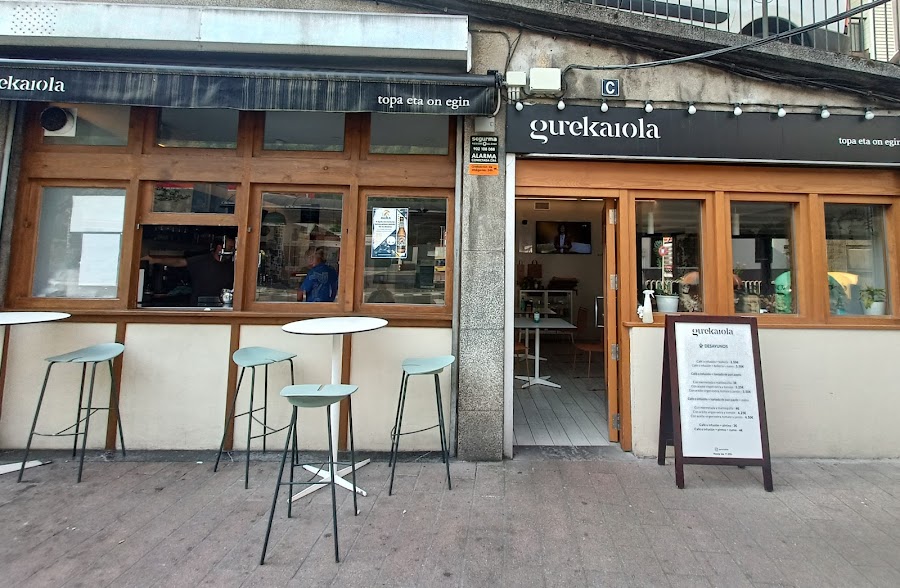 Gurekaiola