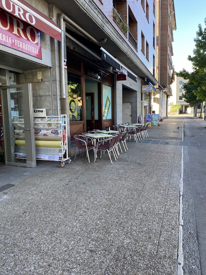 La Avenida
