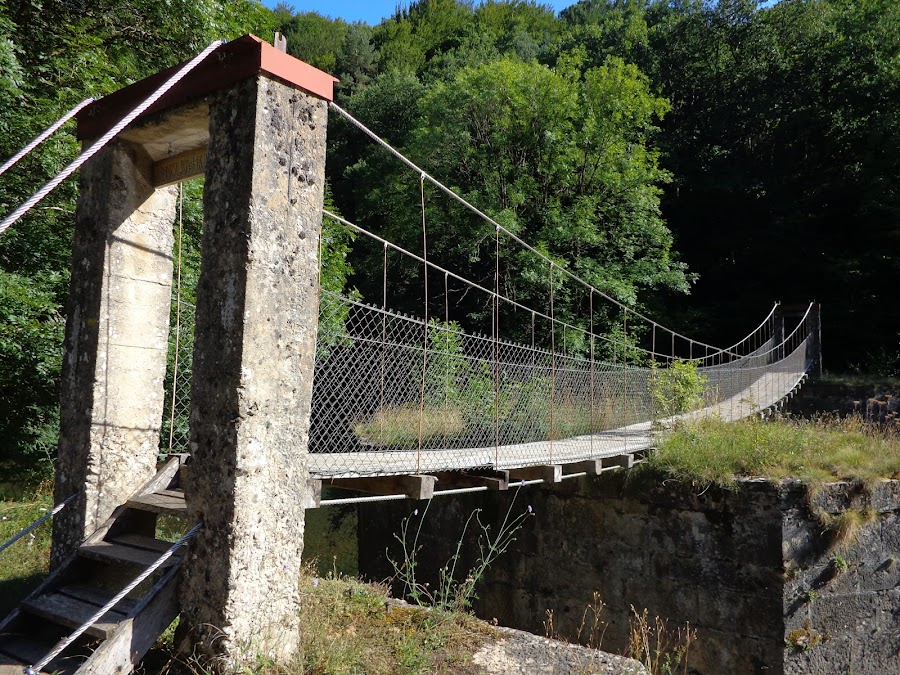 Puente Colgante de Aribe