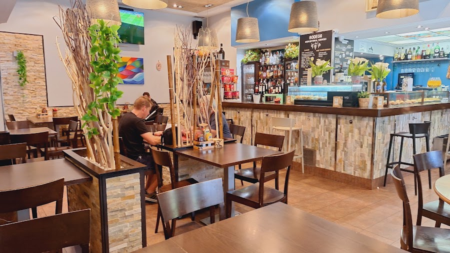 Restaurante Bucovina Umeki - Cocina Vasca y Rumana